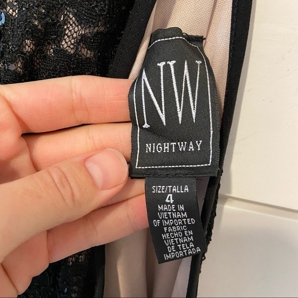 Nightway | Lace Short Banded Cocktail Dress - Picture 6 of 14